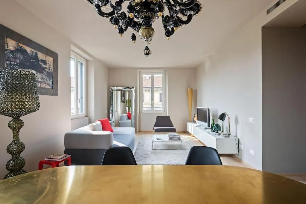 Easylife - Stylish Design Apartment In Fashion District Milano 0*,