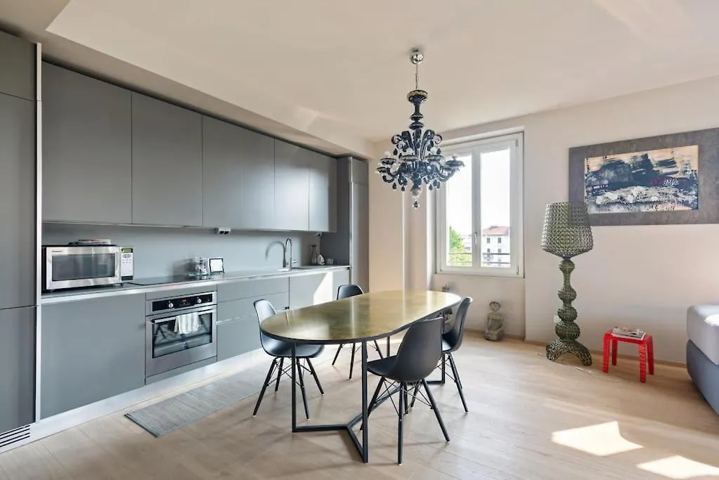Easylife - Stylish Design Apartment In Fashion District Milán Italia